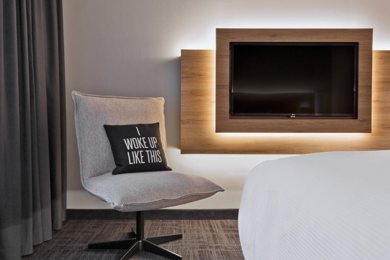 Moxy Berlin Humboldthain Park Bagian luar foto