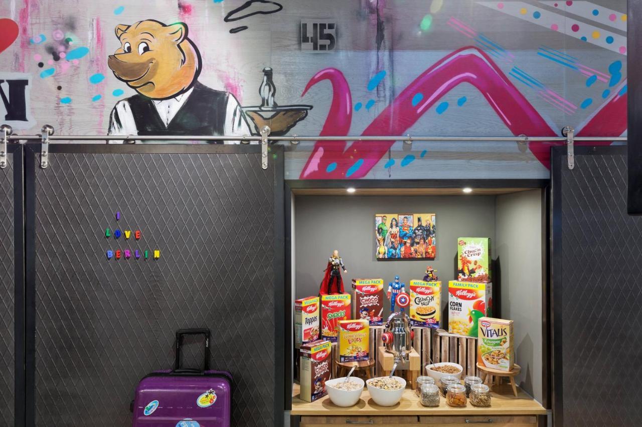 Moxy Berlin Humboldthain Park Bagian luar foto