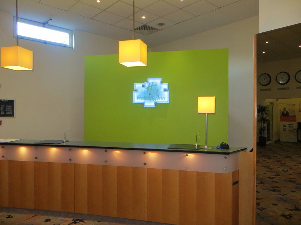 Moxy Berlin Humboldthain Park Bagian luar foto